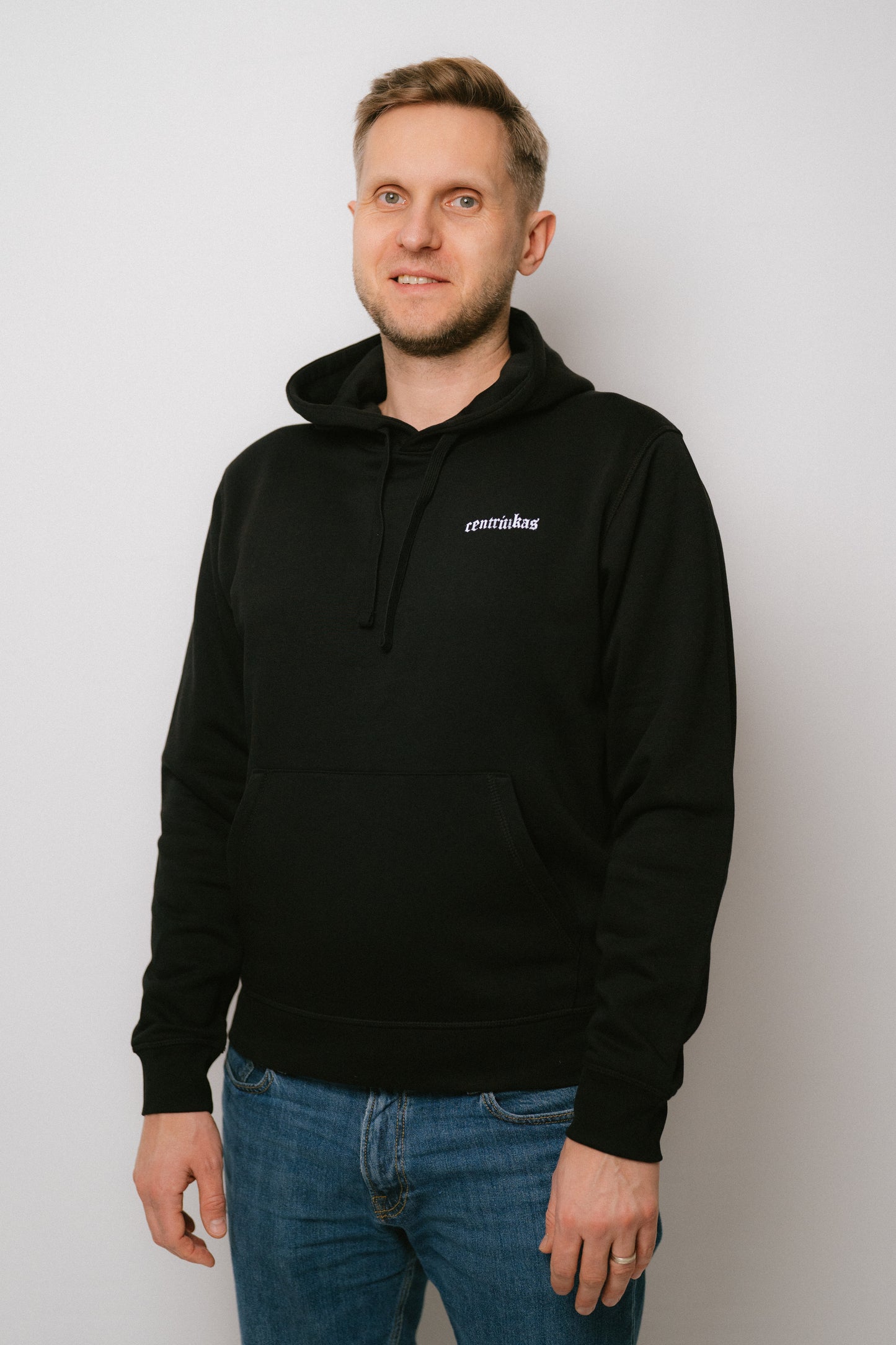 Centriukas | Džemperis su gobtuvu