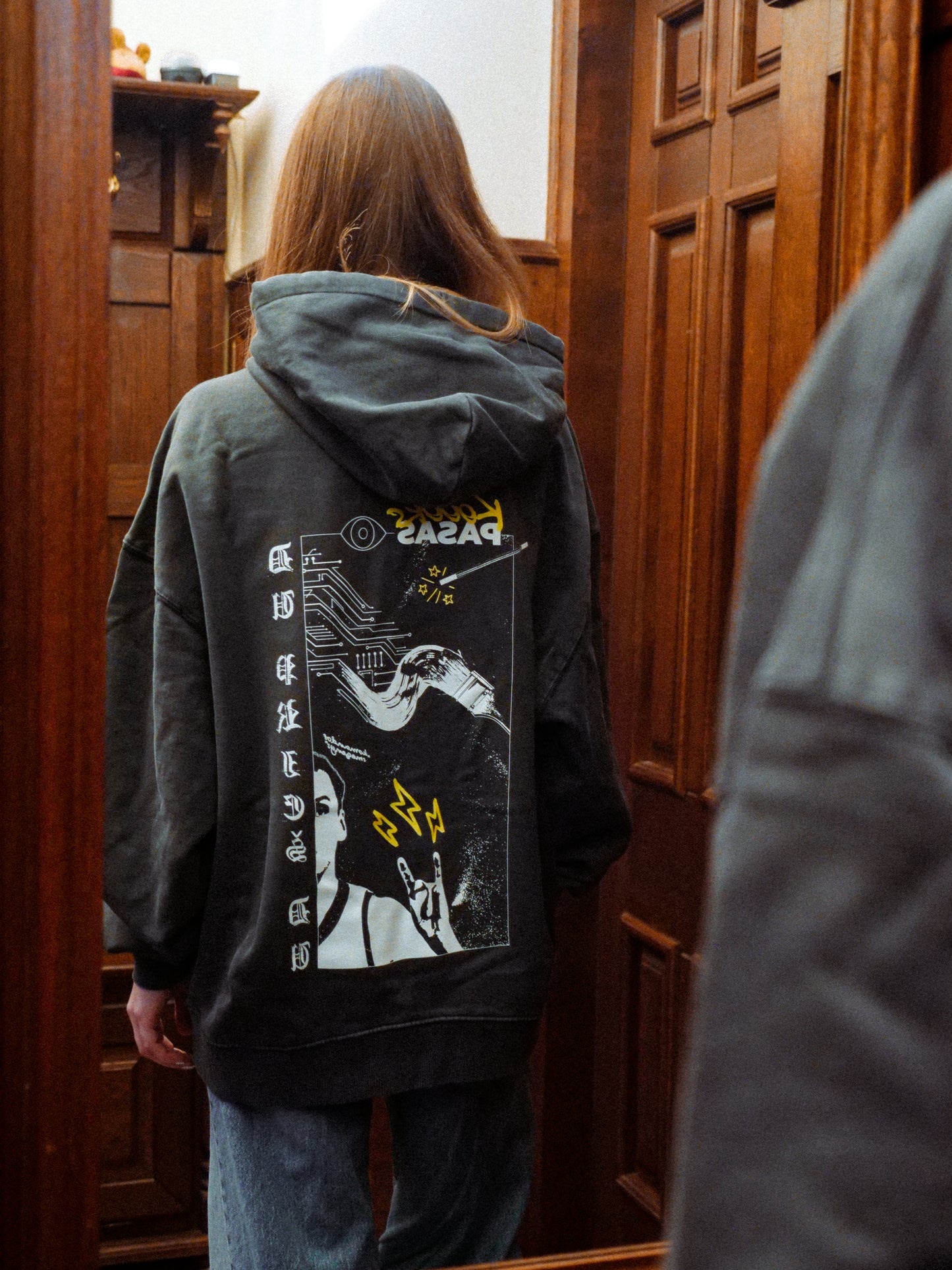 Kūrėjas | Oversize džemperis su gobtuvu