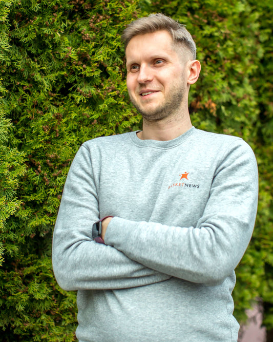 BasketNews | Džemperis be gobtuvo